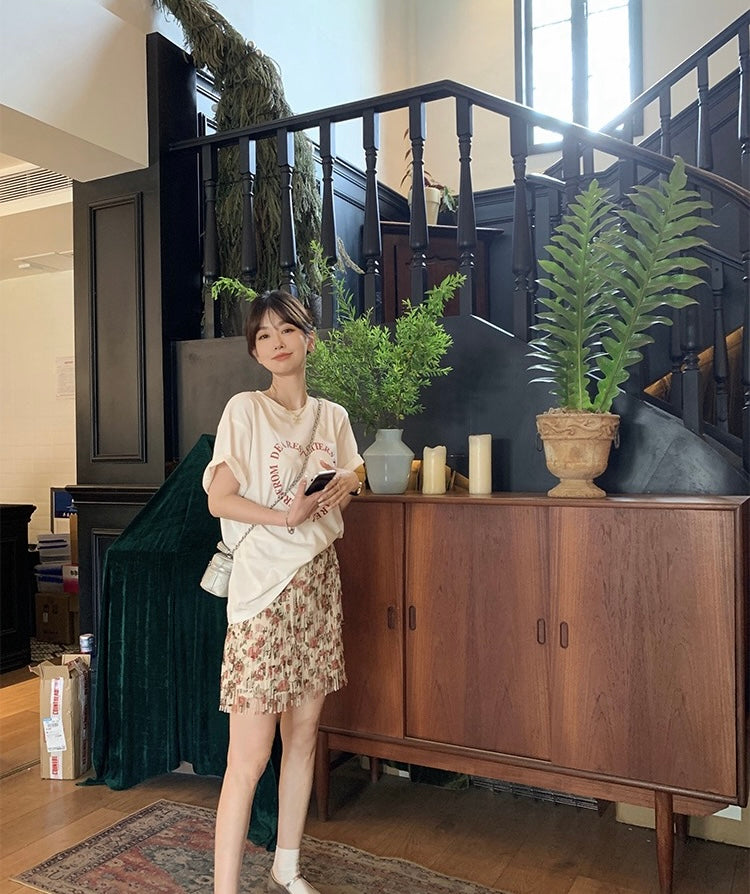 Wed. 休閒寬鬆字母愛心圓領T 白