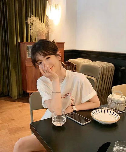 Wed. 休閒寬鬆字母愛心圓領T 白