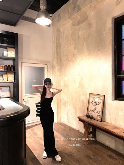 Thu. ''skims''超模紙片裙吊帶連身裙 黑