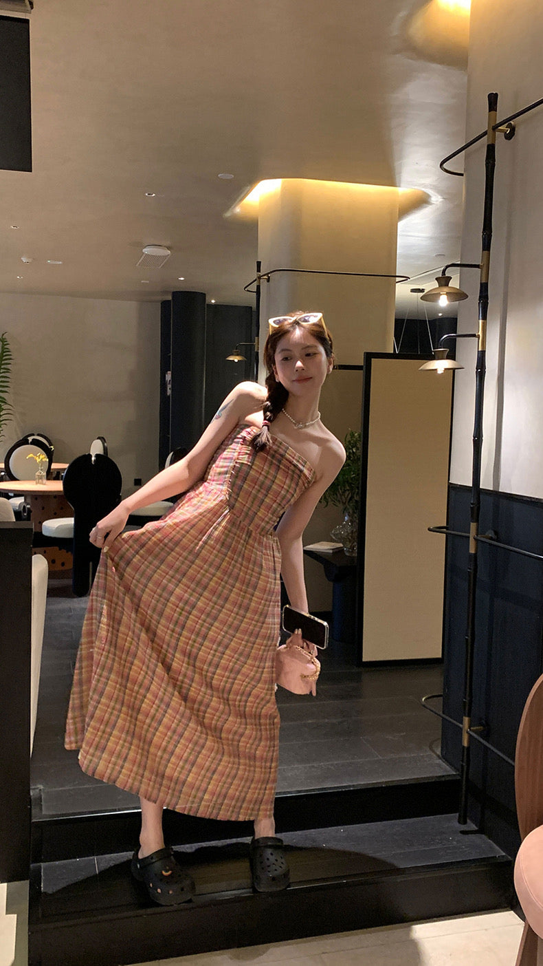 Sun. 春天彩格紋抹胸連身裙