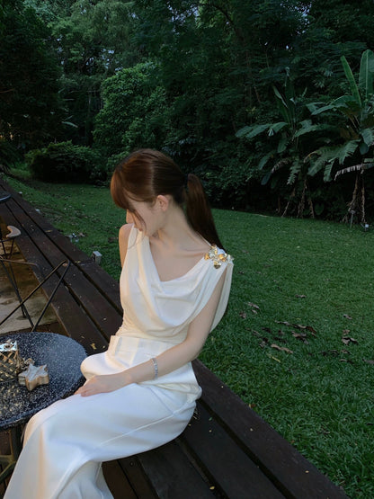 Wed. 雅典女神 蕩感修身上衣 白