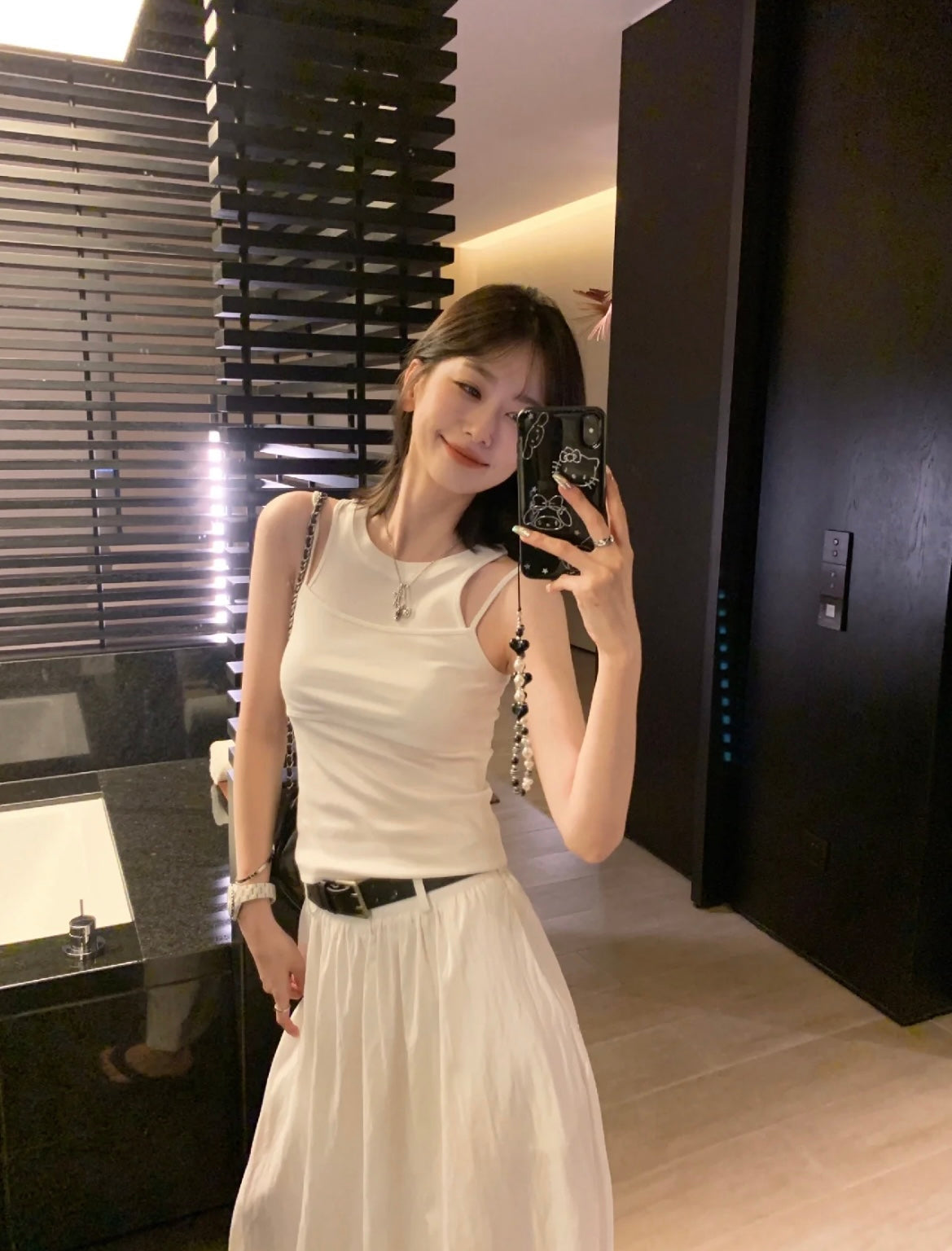 Thu. 假兩件式背心 白