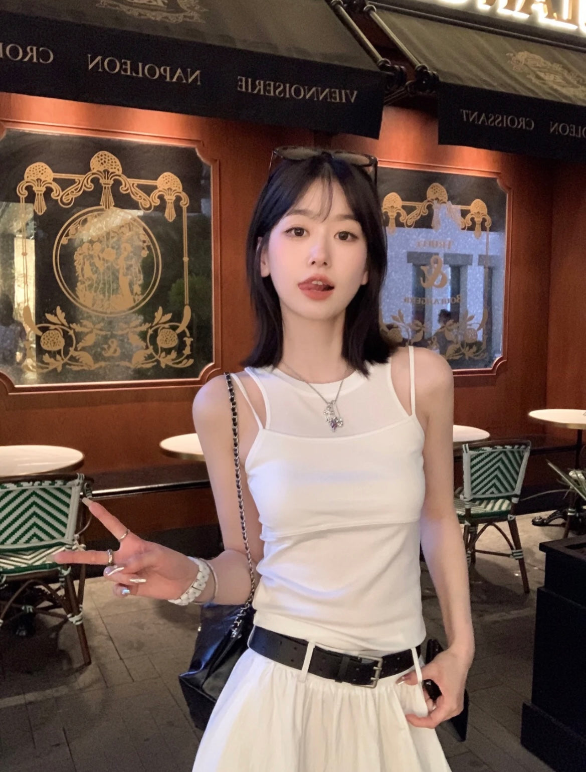 Thu. 假兩件式背心 白