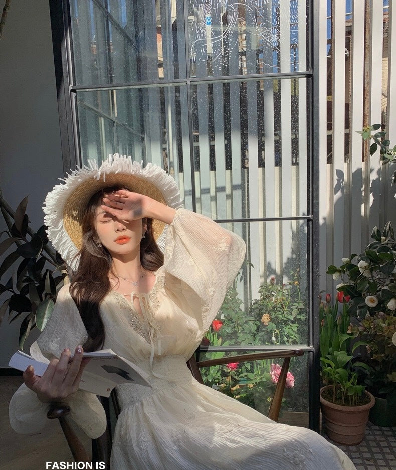 Sat. 初戀南法 法式肌理刺繡洋裝