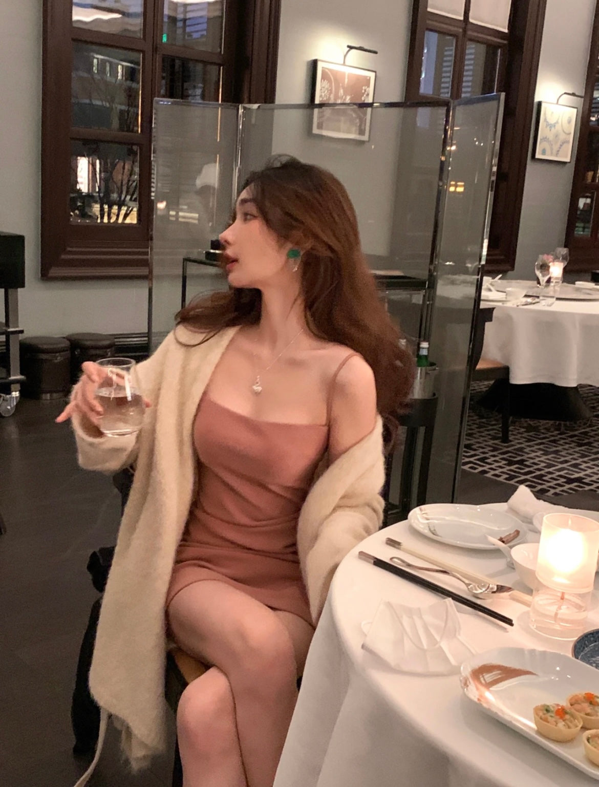 Fri. 氣質平口腰側抓皺短洋裝 粉