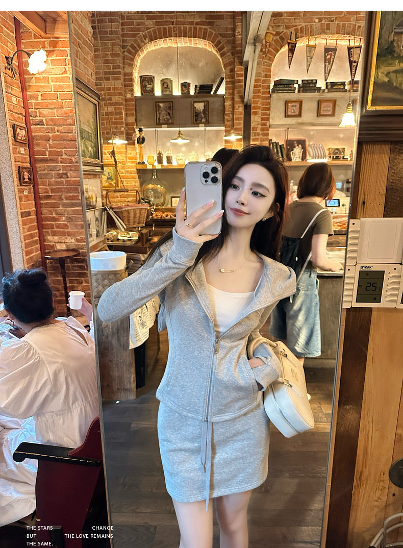 Sat. “Lulu Outfit輕氧套裝"立體修身剪裁空氣感休閒運動裙裝 灰