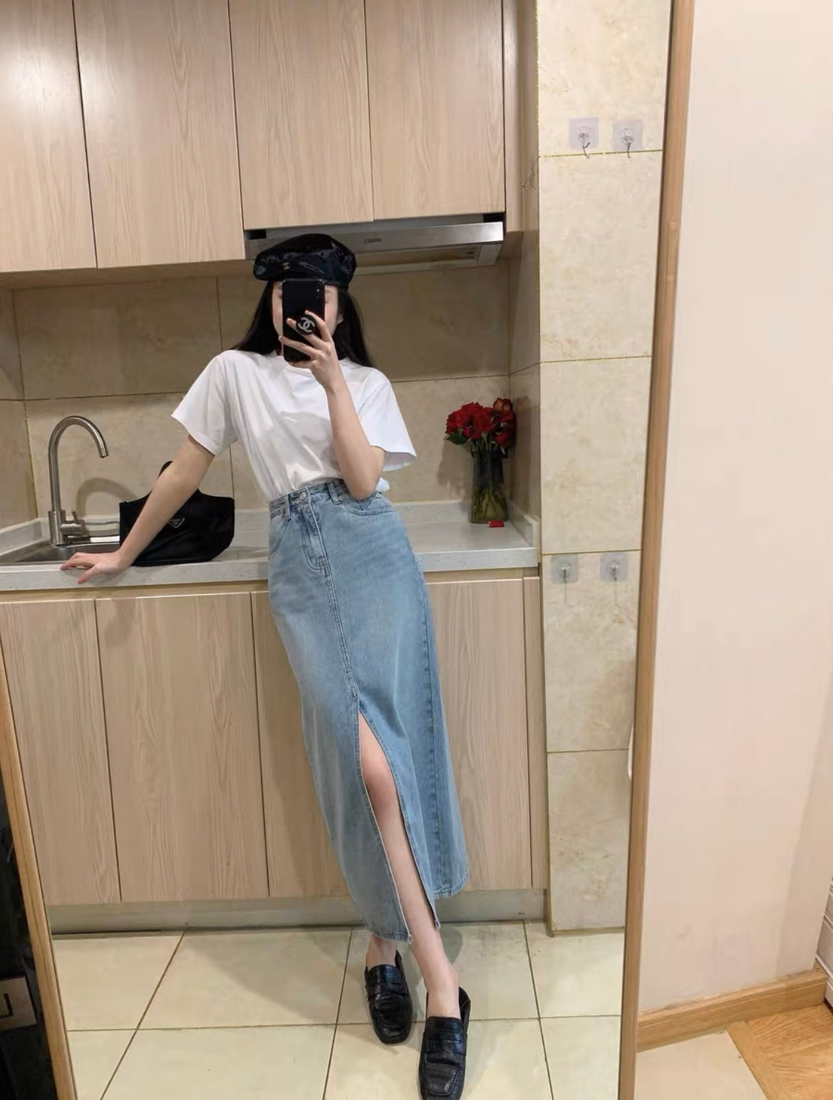 Fri. 淺色單寧牛仔開叉半身裙