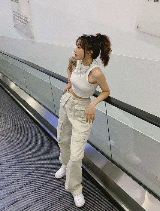 Sun. 多口袋米色挺版工裝褲