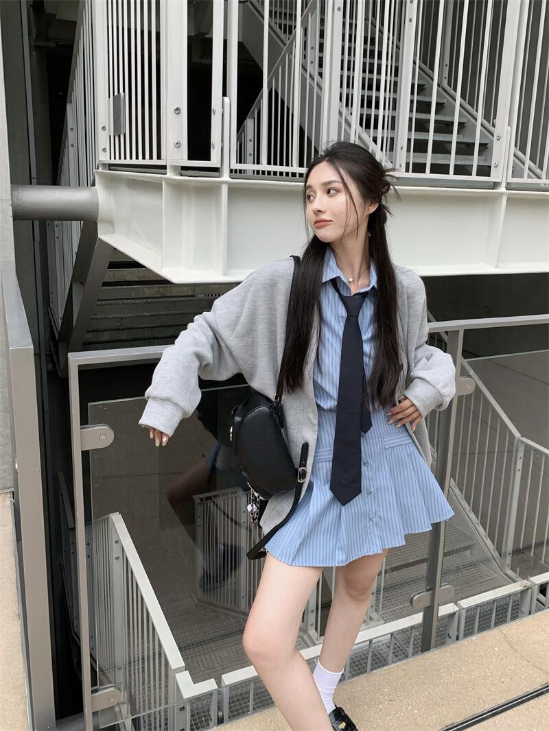 Sun. 美式學院 高校生藍條紋收腰襯衫連身裙 灰色落肩外套