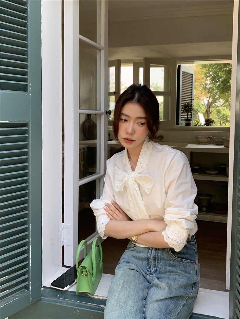 Mon. 韓國氣質花邊白襯衫