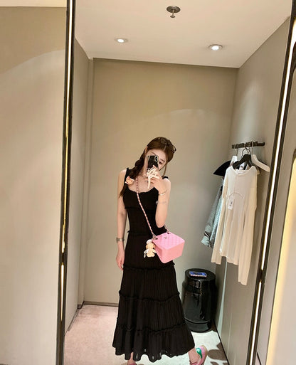 Sun. 赫本風肌理感修身連身裙