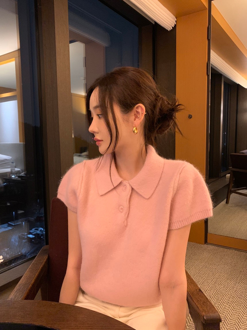 Tue. 個性單排扣polo領小短袖針織上衣 粉