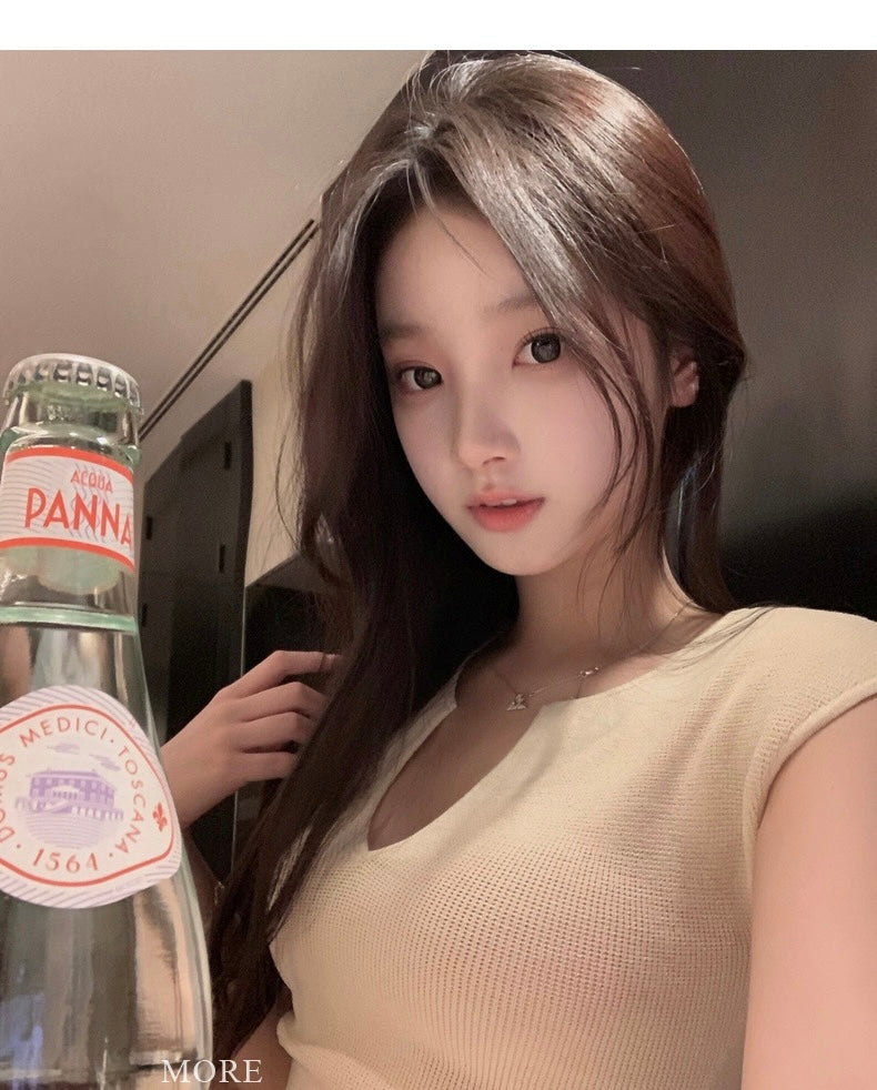 Wed. 性感小心機 圓弧小飛袖針織上衣 杏