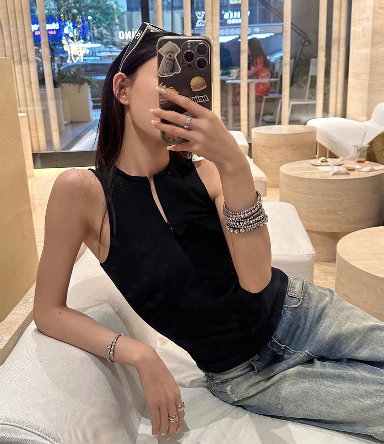 Wed. 百搭圓領拉鍊修身背心 黑