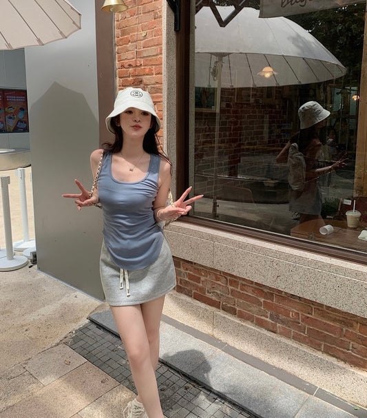 Mon. U領螺紋圓弧背心 霧霾藍