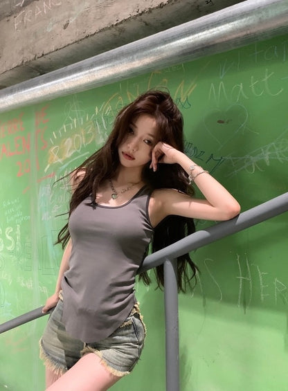 Mon. U領螺紋圓弧背心 灰