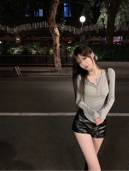 Fri. 百搭雅痞黑色漆皮短褲