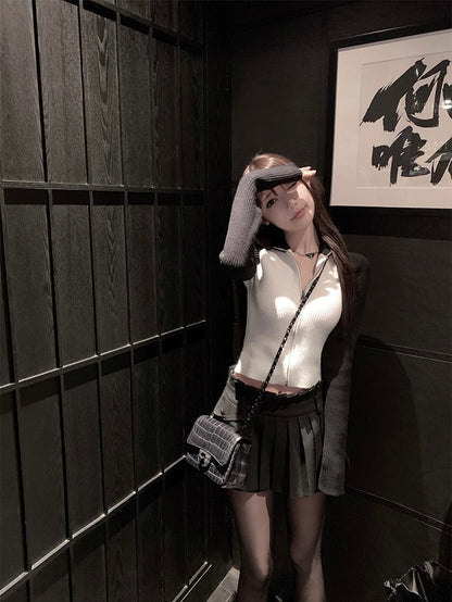 Mon. 小腰精 日常通勤顯瘦女團中腰百摺褲裙 黑/白