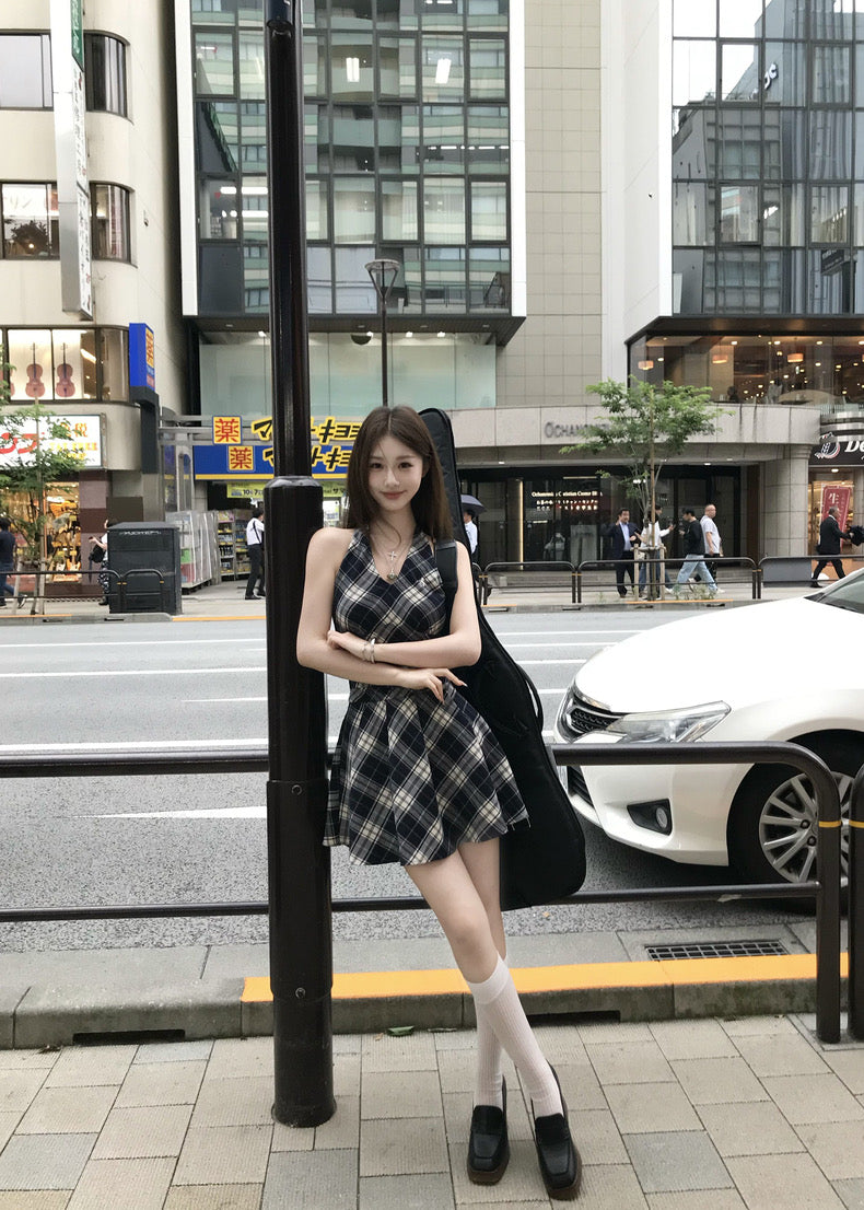 Tue. 昭和少女 日系感格紋削肩收腰連身裙