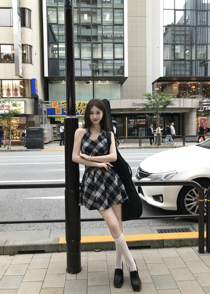 Tue. 昭和少女 日系感格紋削肩收腰連身裙