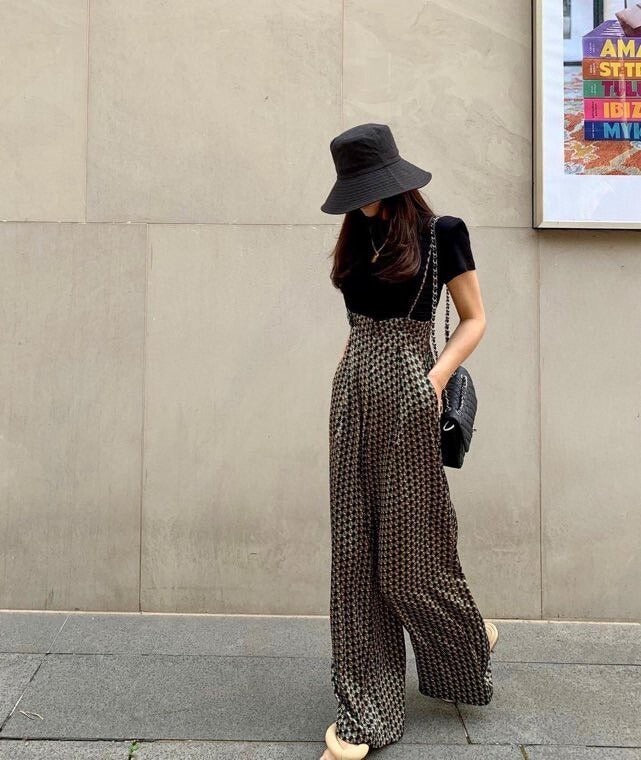 Tue. 復古極高腰闊腿休閒褲 印花/純黑